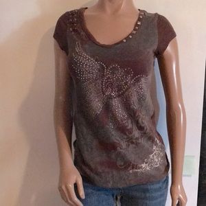 Small short sleeve t-shirt. Cotton.